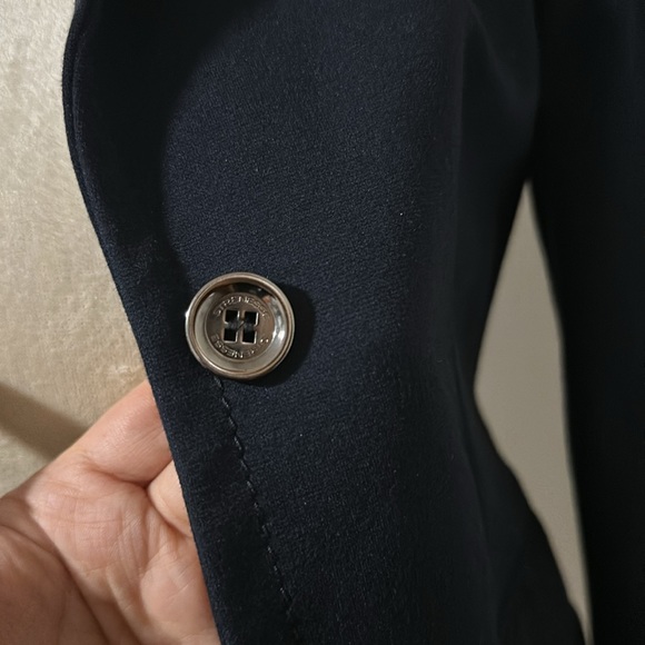 Strenesse one set suit - Picture 5 of 7